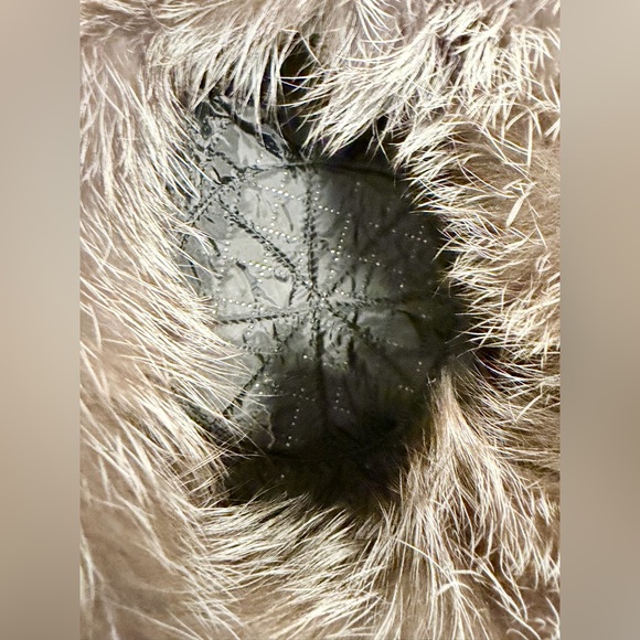 Genuine Dyed Silver Fox Real Fur Trapper Hat Ushanka Fur Hat - Unisex - Picture 10 of 10